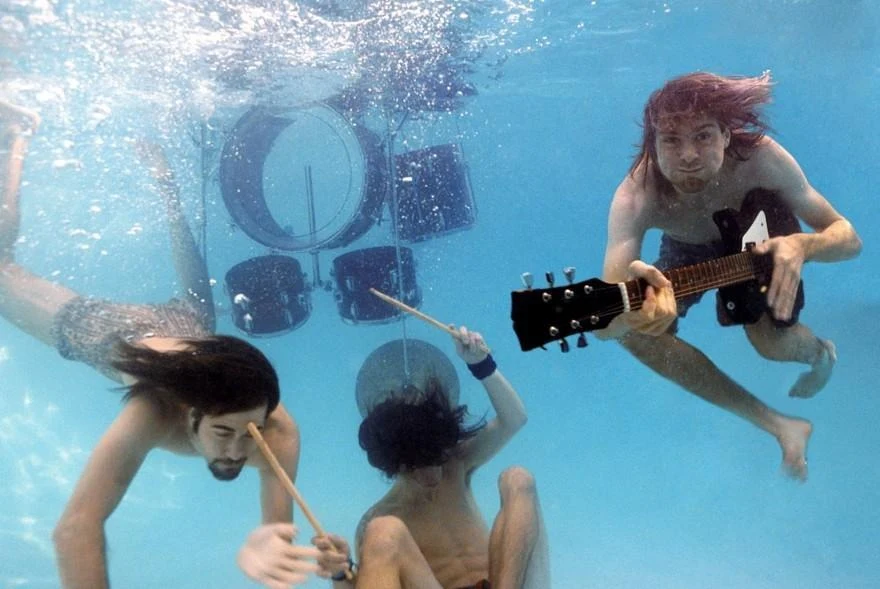 Nirvana bajo el agua, sesión de fotos submarina de la banda